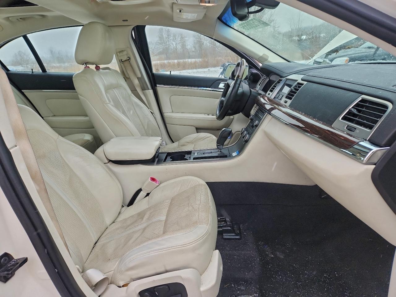 2009 LINCOLN MKS photo 7