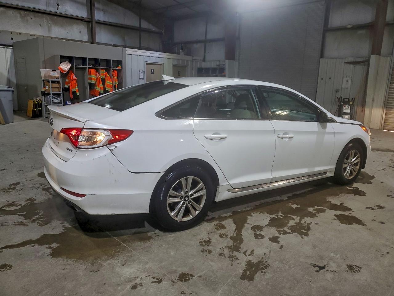 2016 HYUNDAI SONATA SPORT photo 3