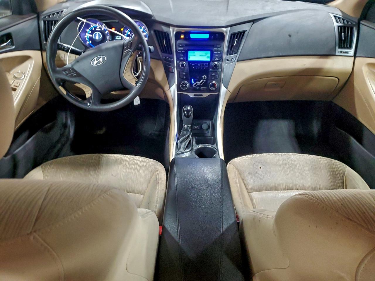 2012 HYUNDAI SONATA GLS photo 8