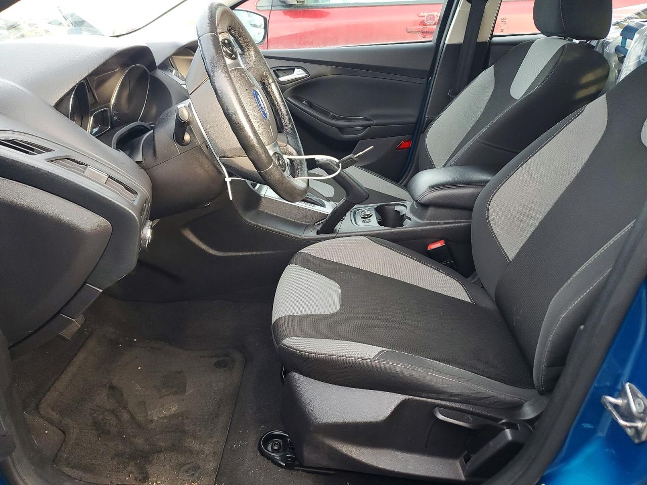 2014 FORD FOCUS SE photo 7