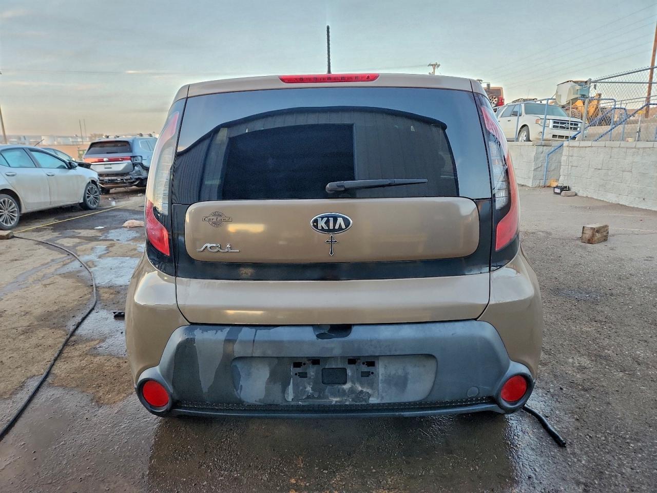 2015 KIA SOUL + photo 6