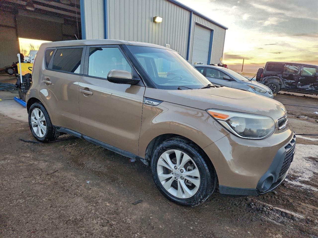 2015 KIA SOUL + photo 4