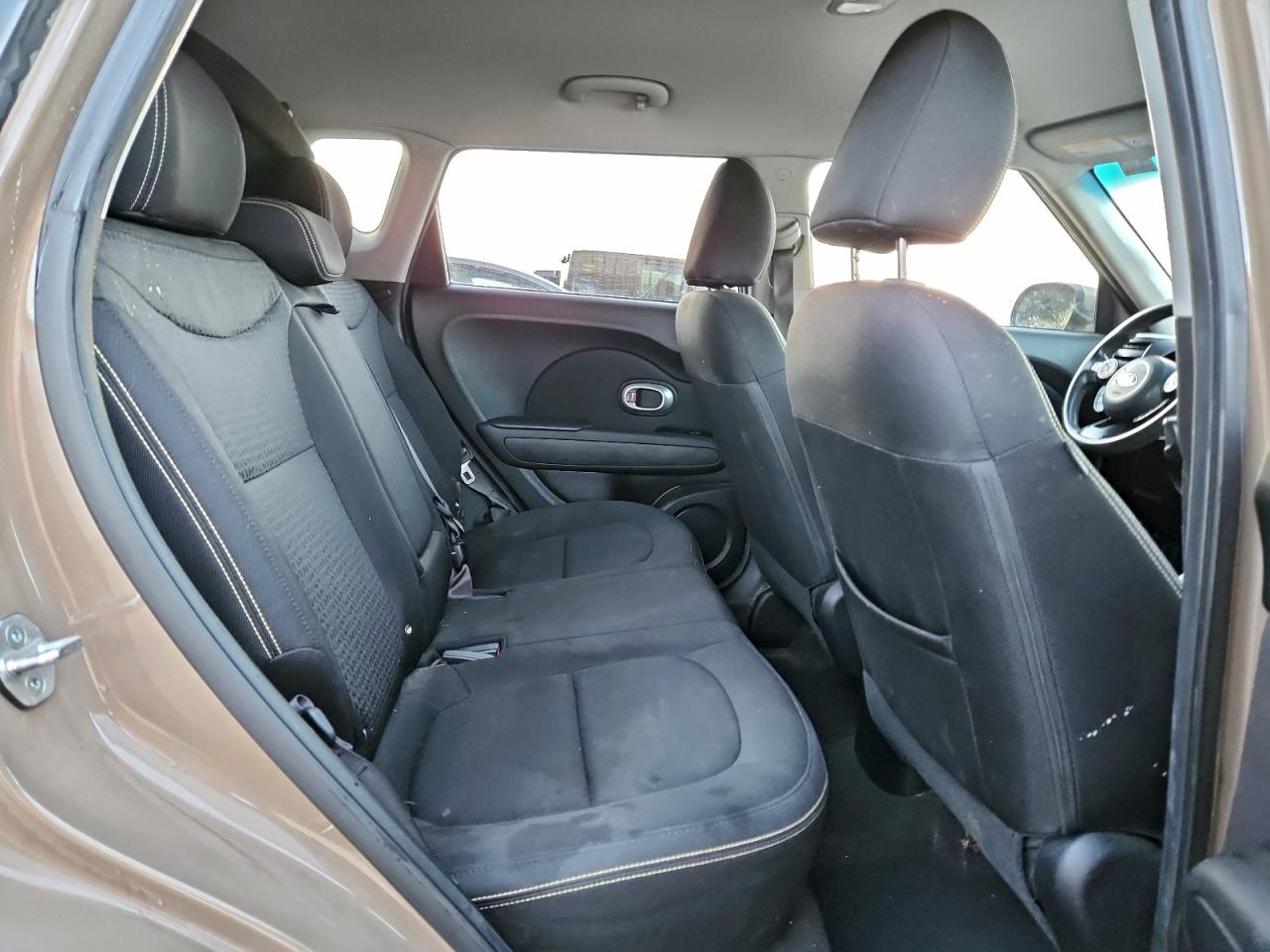 2015 KIA SOUL + photo 10