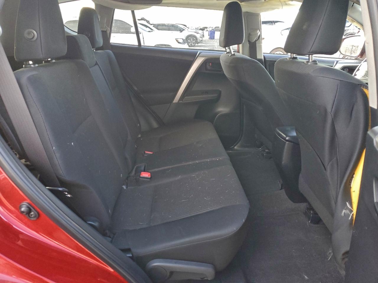2015 TOYOTA RAV4 LE photo 11