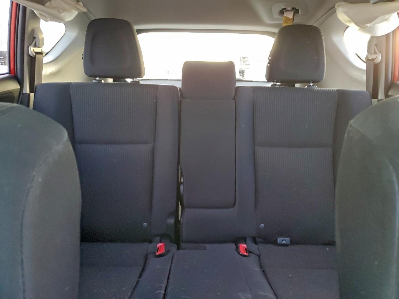 2015 TOYOTA RAV4 LE photo 10