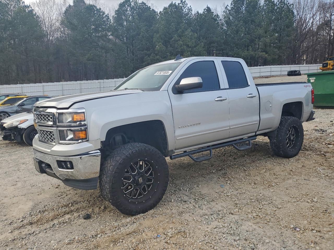 2015 CHEVROLET SILVERADO