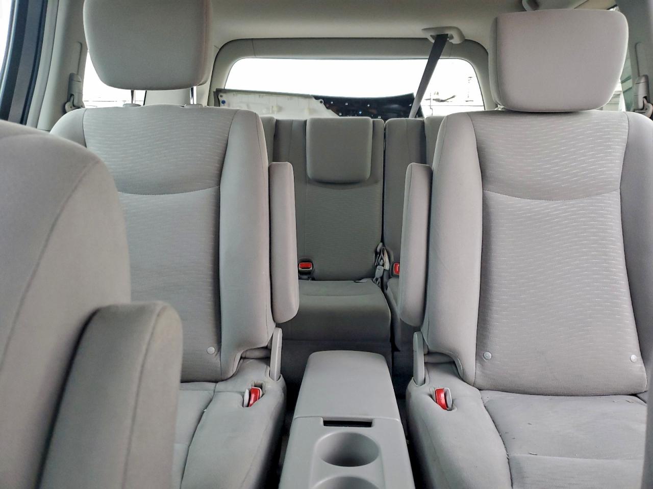 2015 NISSAN QUEST S photo 28