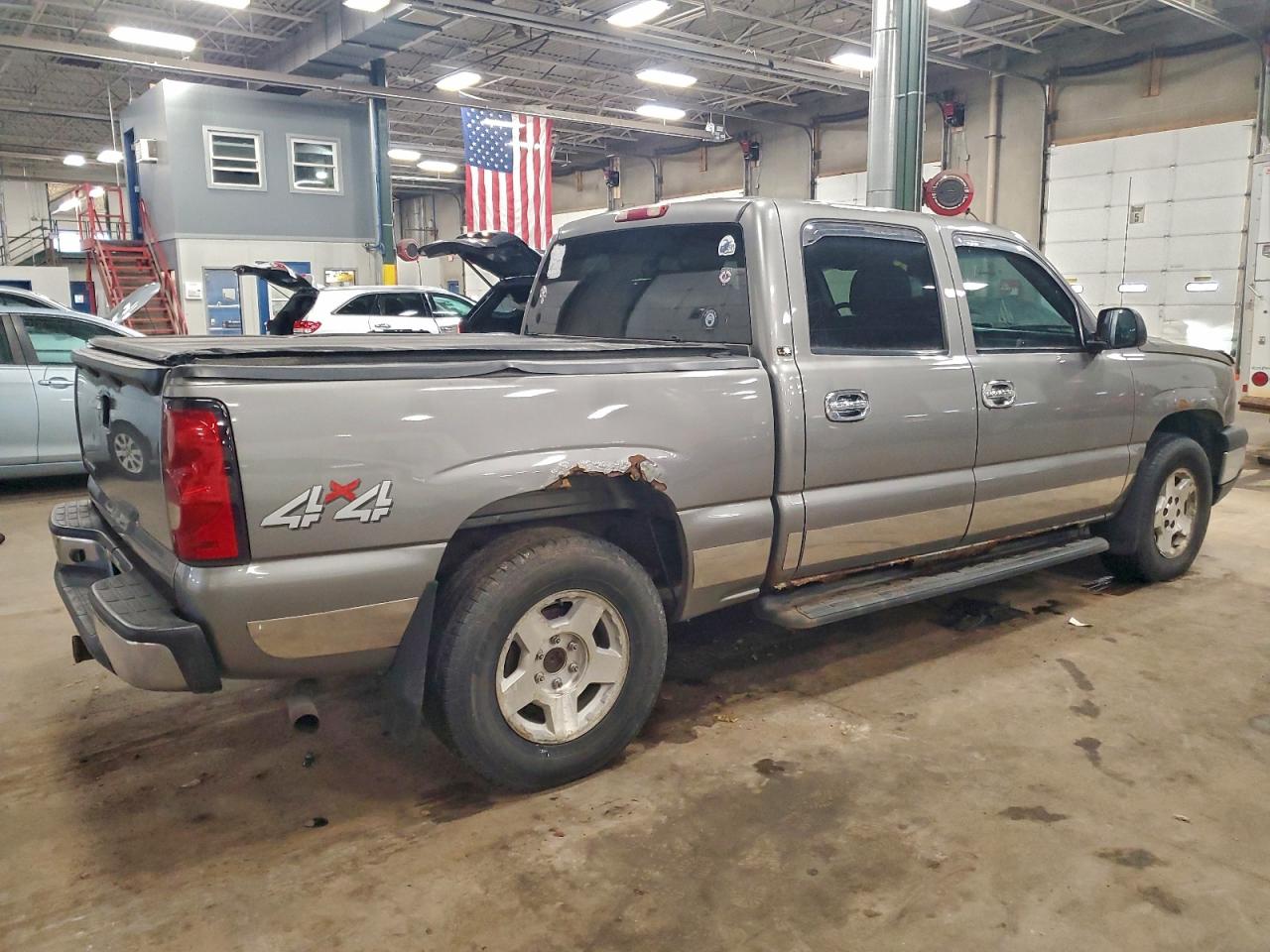 2006 CHEVROLET SILVERADO K1500 photo 3