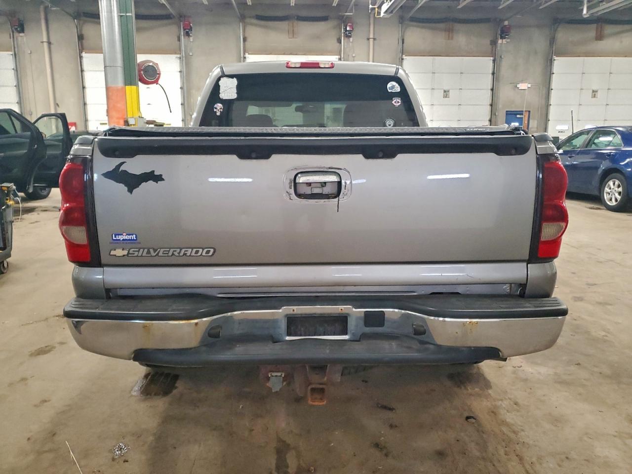 2006 CHEVROLET SILVERADO K1500 photo 6