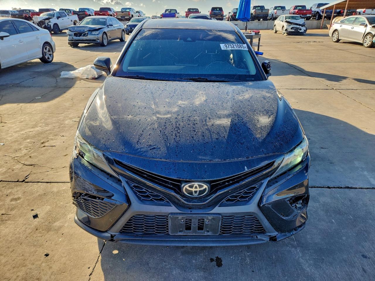 2021 TOYOTA CAMRY photo 5