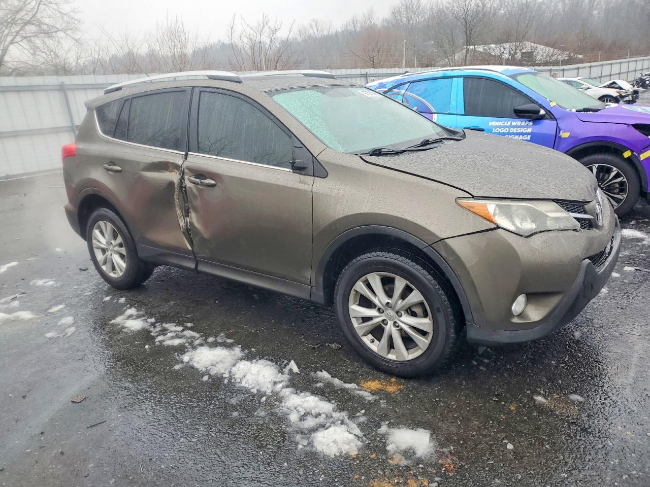 2013 TOYOTA RAV4 LIMITED photo 4