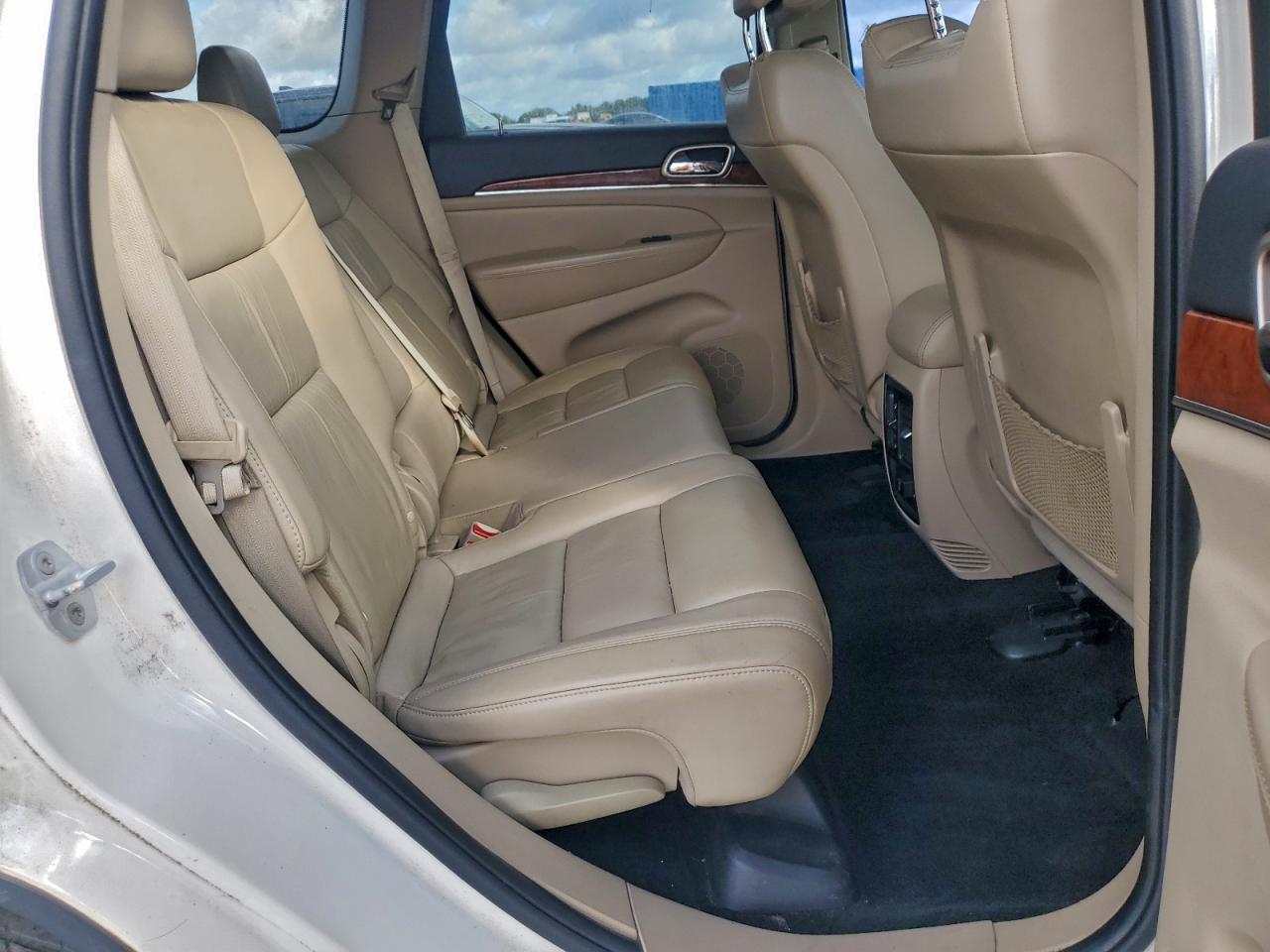 2012 JEEP GRAND CHEROKEE LIMITED photo 11