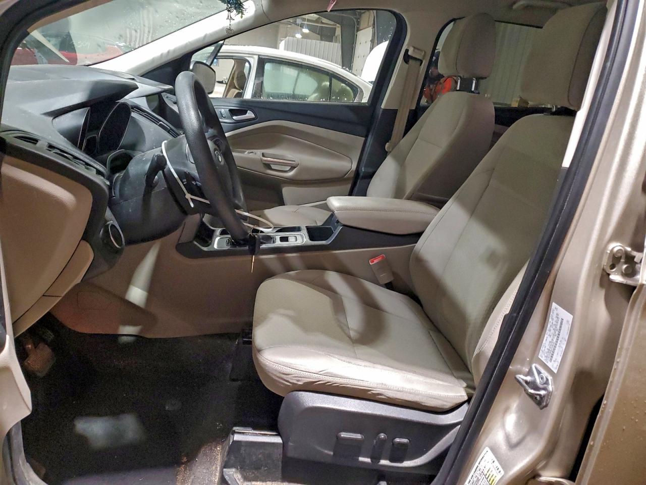 2017 FORD ESCAPE SE photo 7
