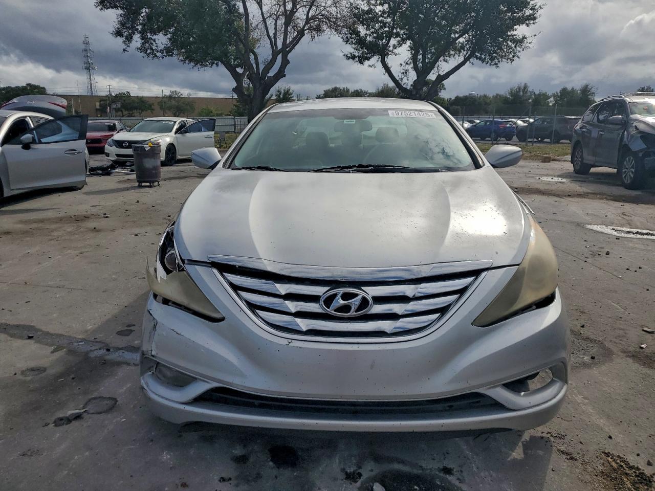2013 HYUNDAI SONATA GLS photo 5