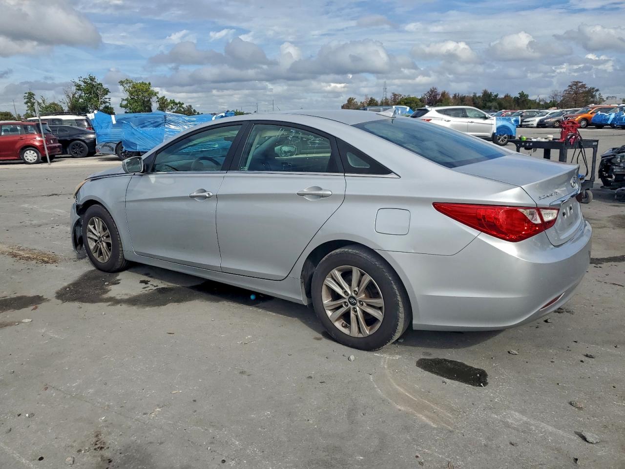 2013 HYUNDAI SONATA GLS photo 2