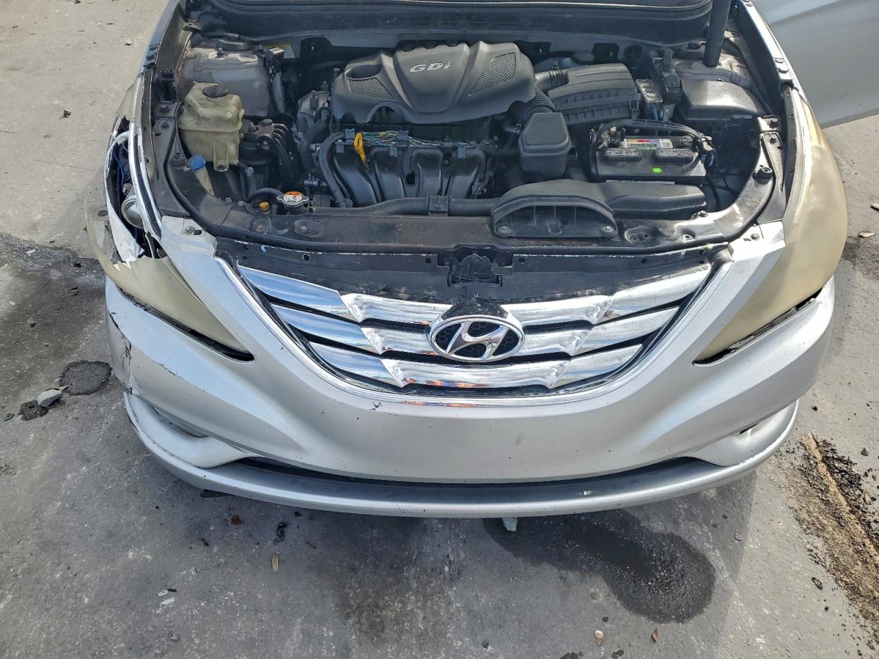 2013 HYUNDAI SONATA GLS photo 11