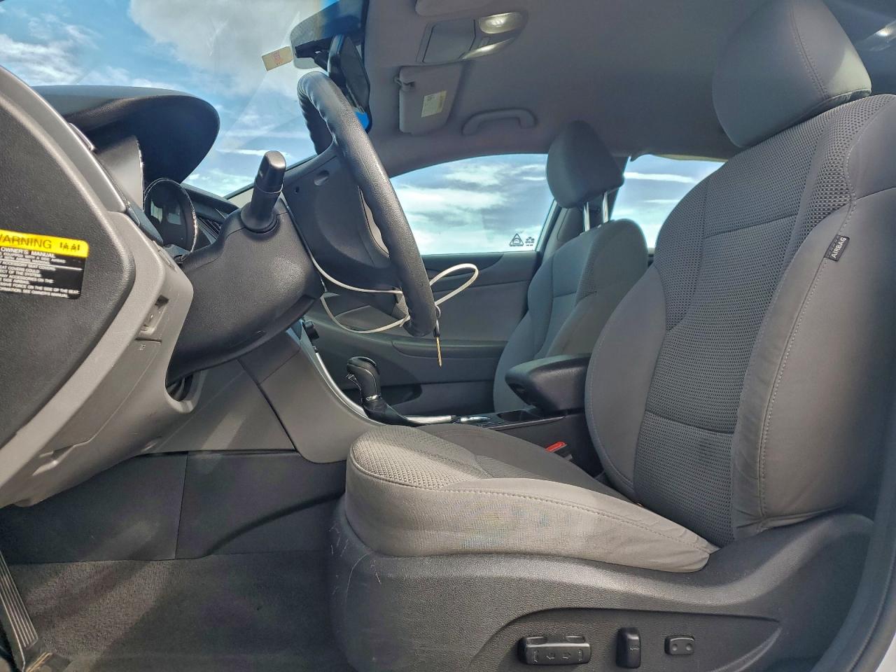 2013 HYUNDAI SONATA GLS photo 7