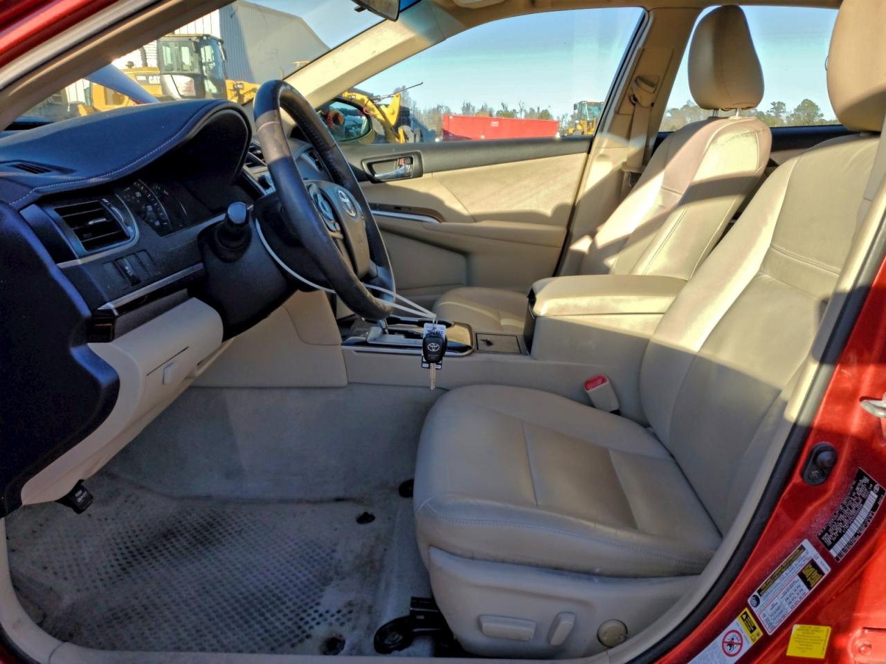 2012 TOYOTA CAMRY BASE photo 7