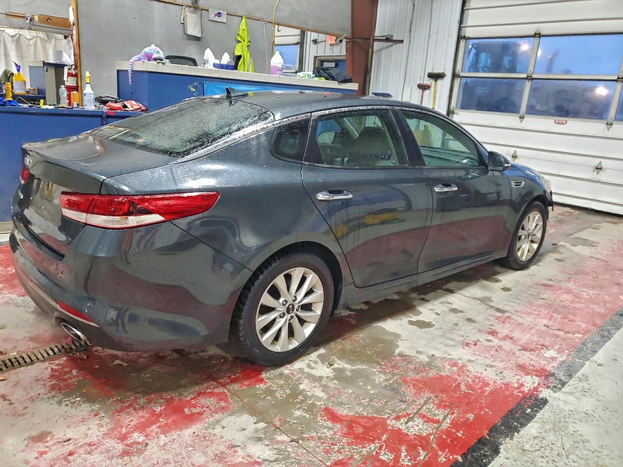 2016 KIA OPTIMA LX photo 3