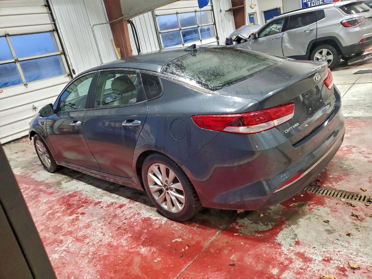 2016 KIA OPTIMA LX photo 2