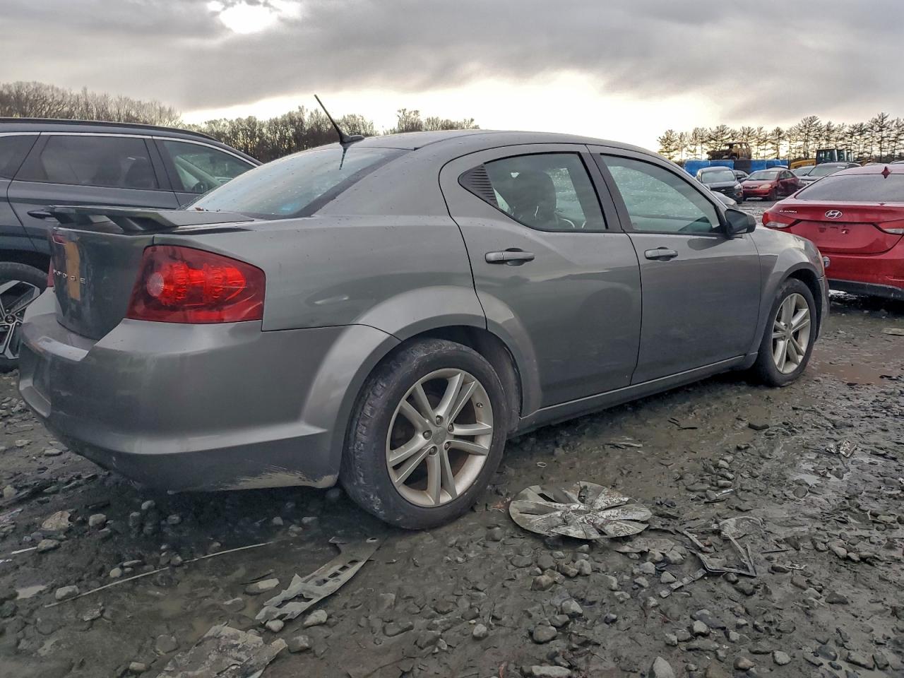 2012 DODGE AVENGER SE photo 3