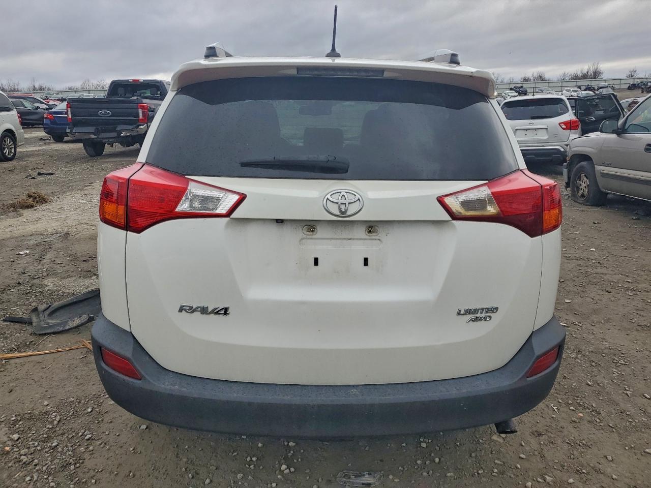 2015 TOYOTA RAV4 LIMITED photo 6