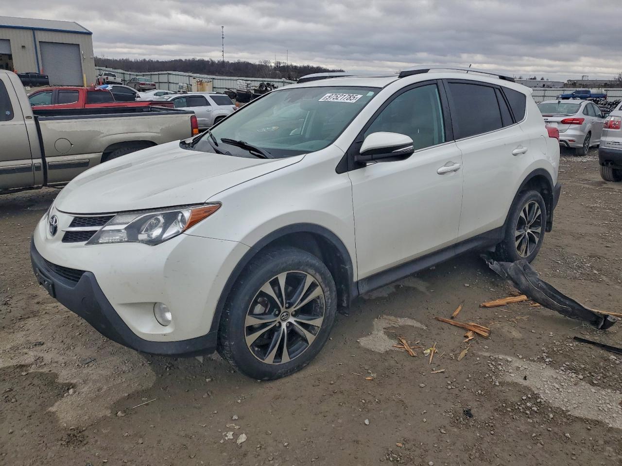 2015 TOYOTA RAV4
