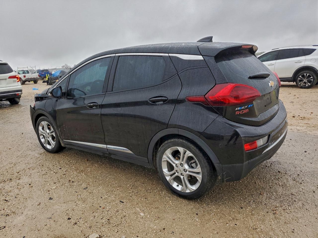 2020 CHEVROLET BOLT EV LT photo 2