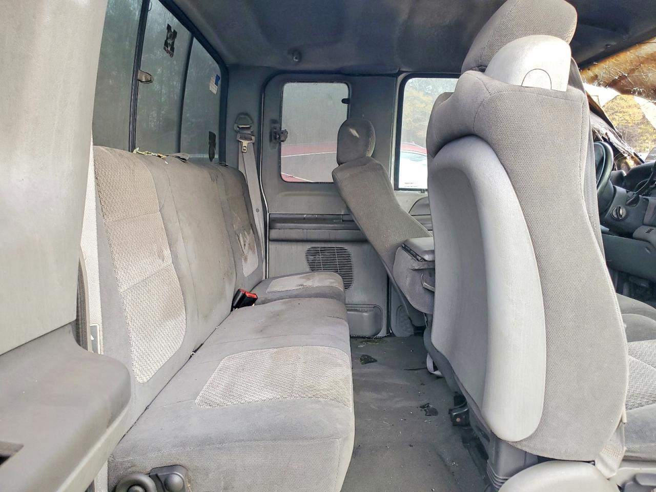 2002 FORD F350 SRW SUPER DUTY photo 37