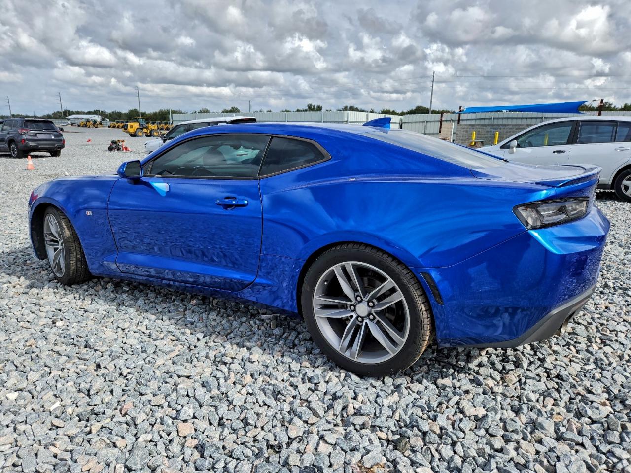 2017 CHEVROLET CAMARO LT photo 2