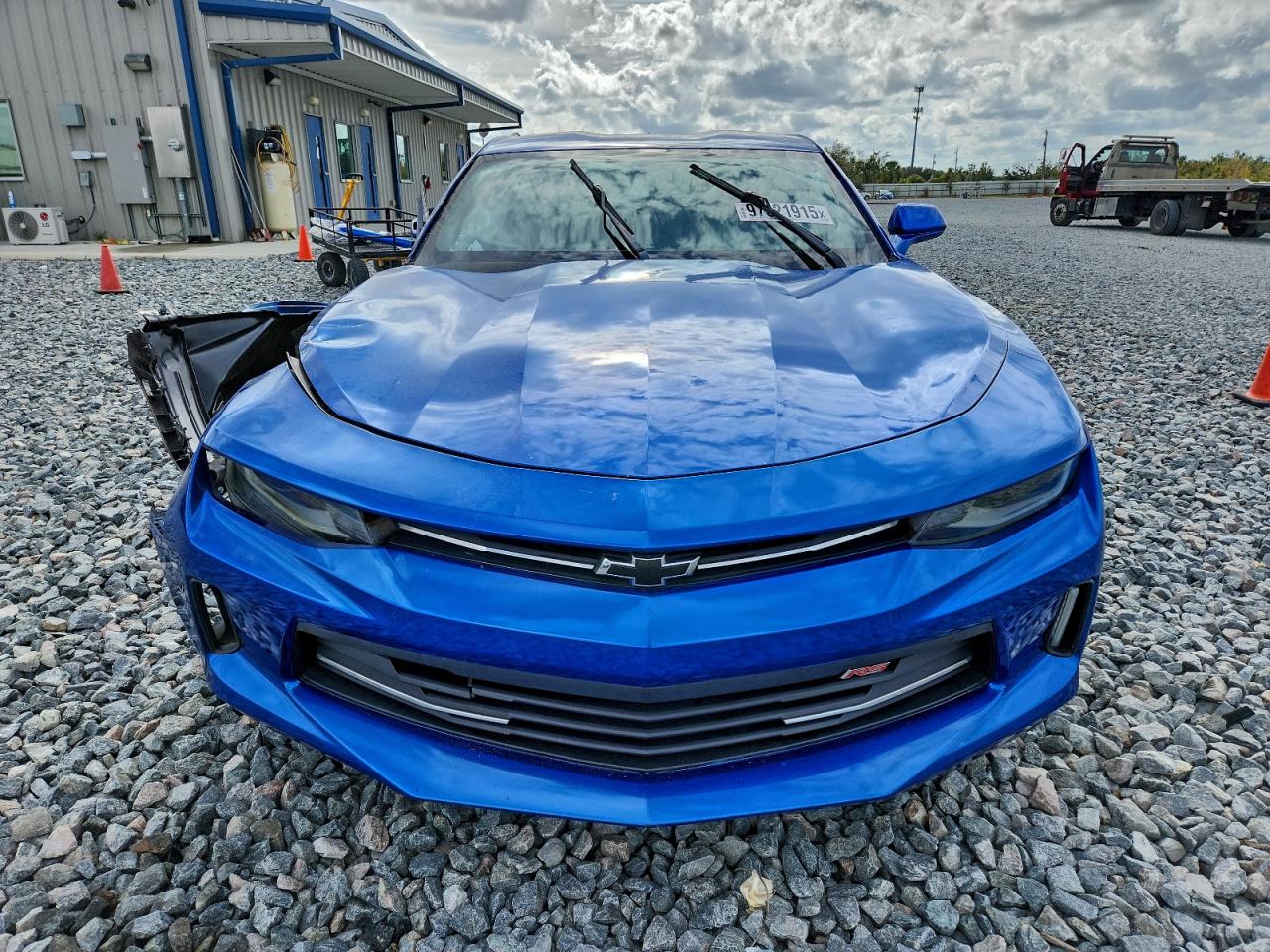 2017 CHEVROLET CAMARO LT photo 5
