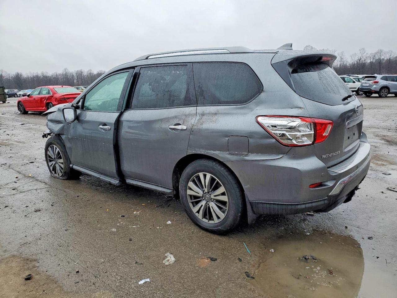 2020 NISSAN PATHFINDER S photo 2