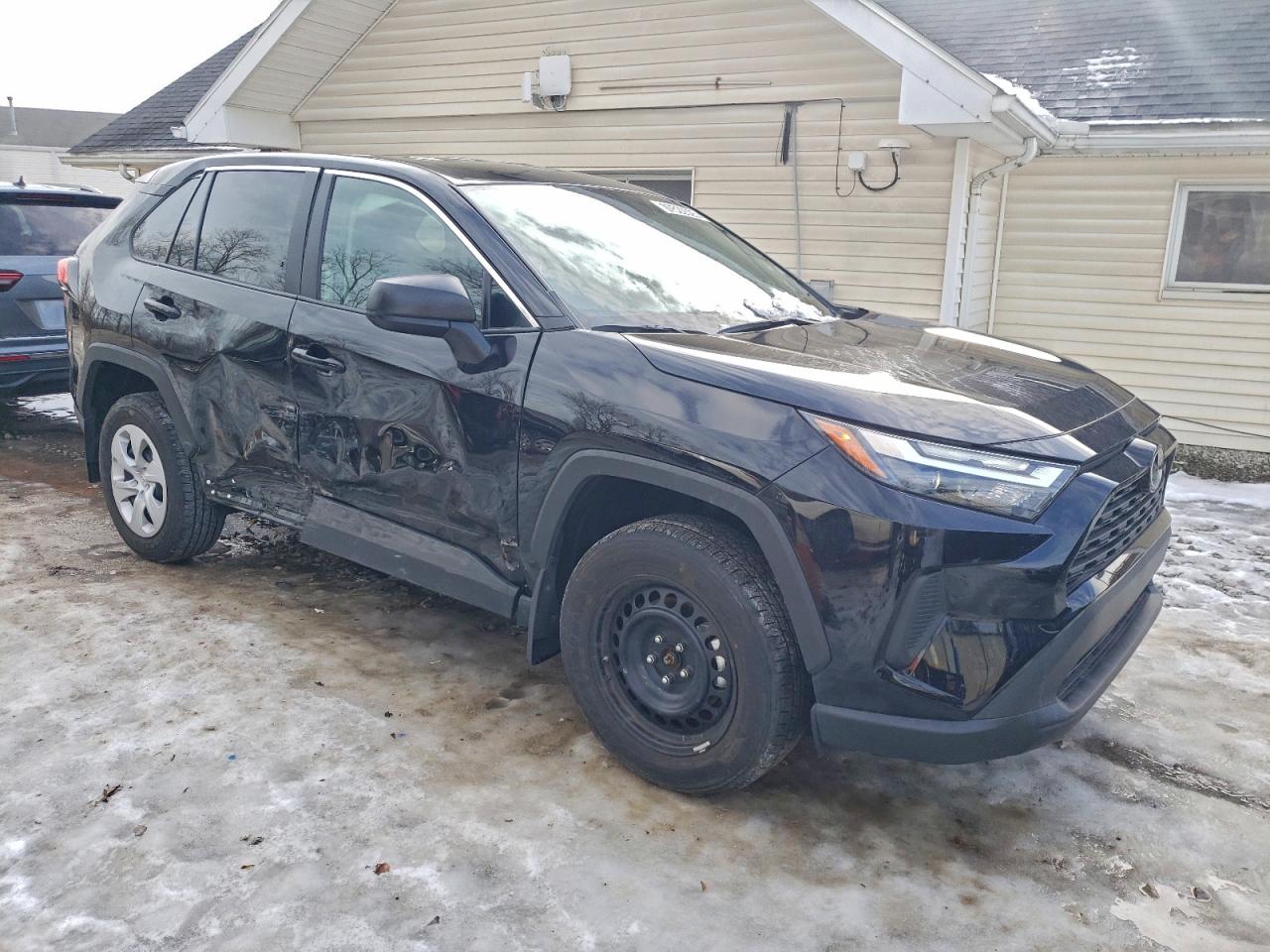 2025 TOYOTA RAV4 LE photo 4