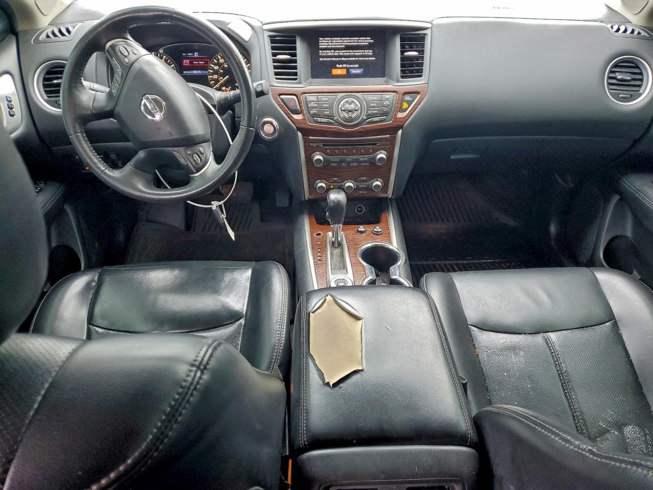 2017 NISSAN PATHFINDER S photo 8