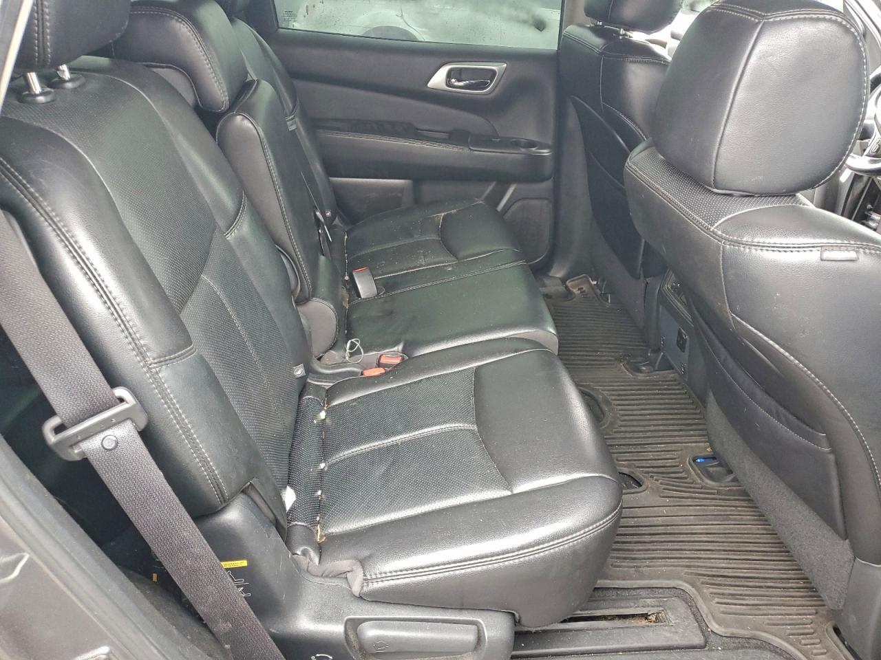 2017 NISSAN PATHFINDER S photo 11