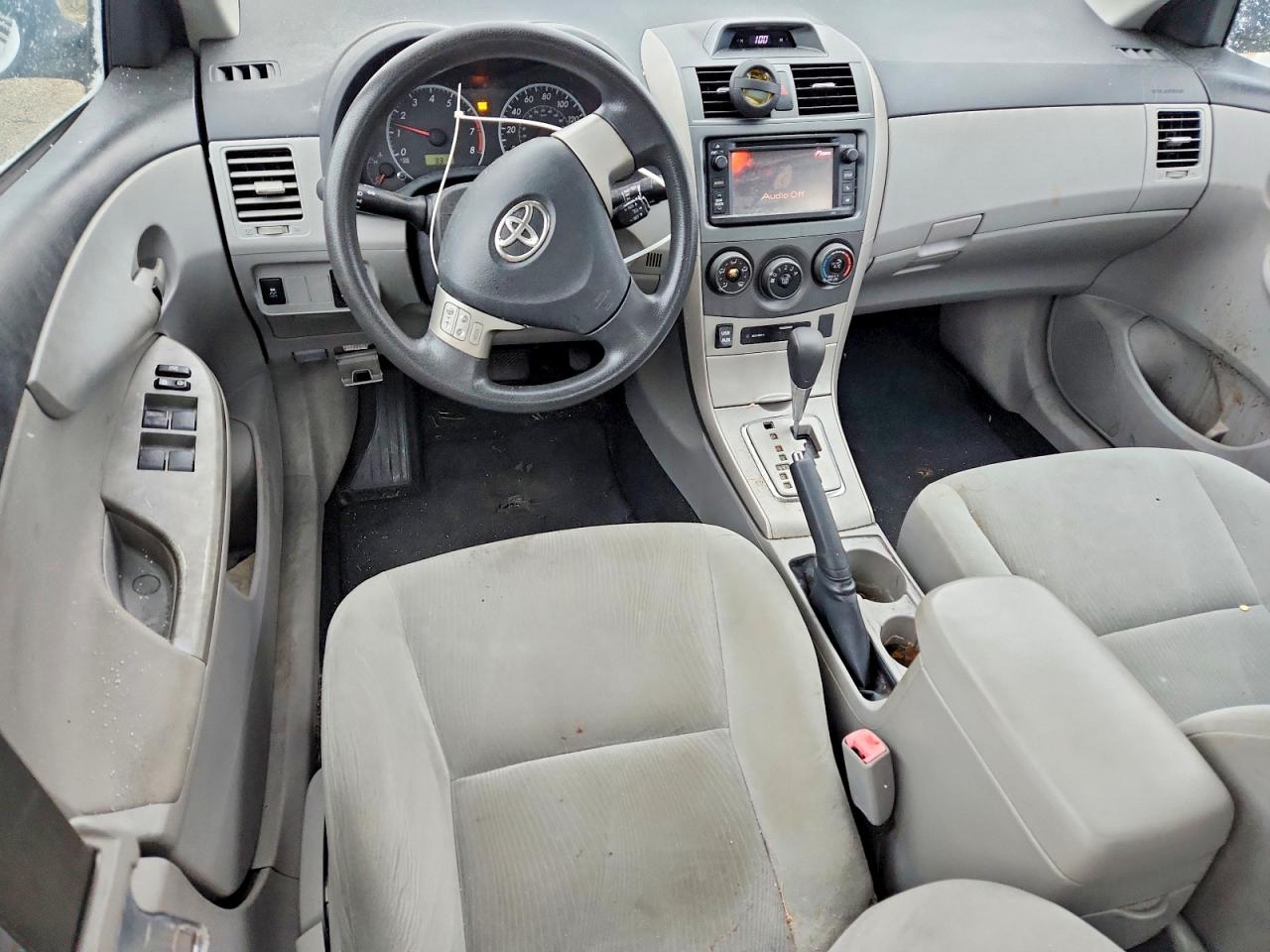 2013 TOYOTA COROLLA BASE photo 8