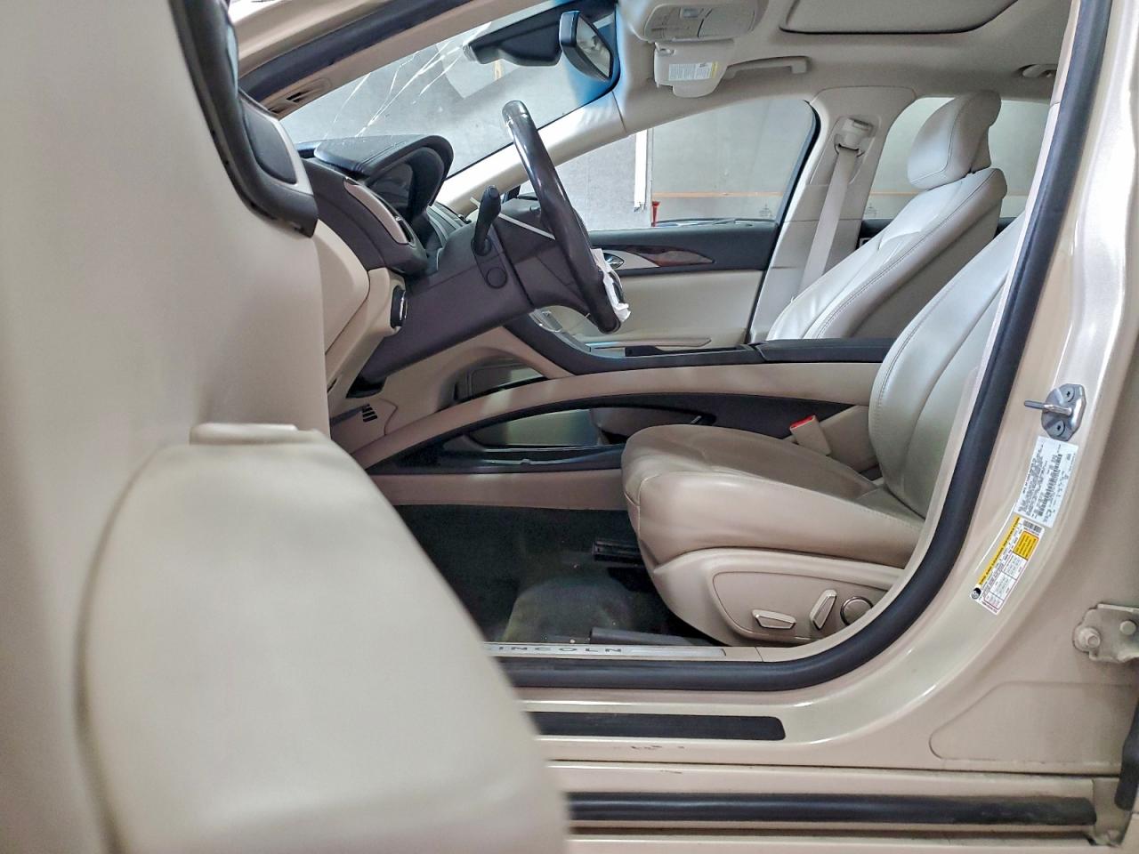 2016 LINCOLN MKZ HYBRID photo 7