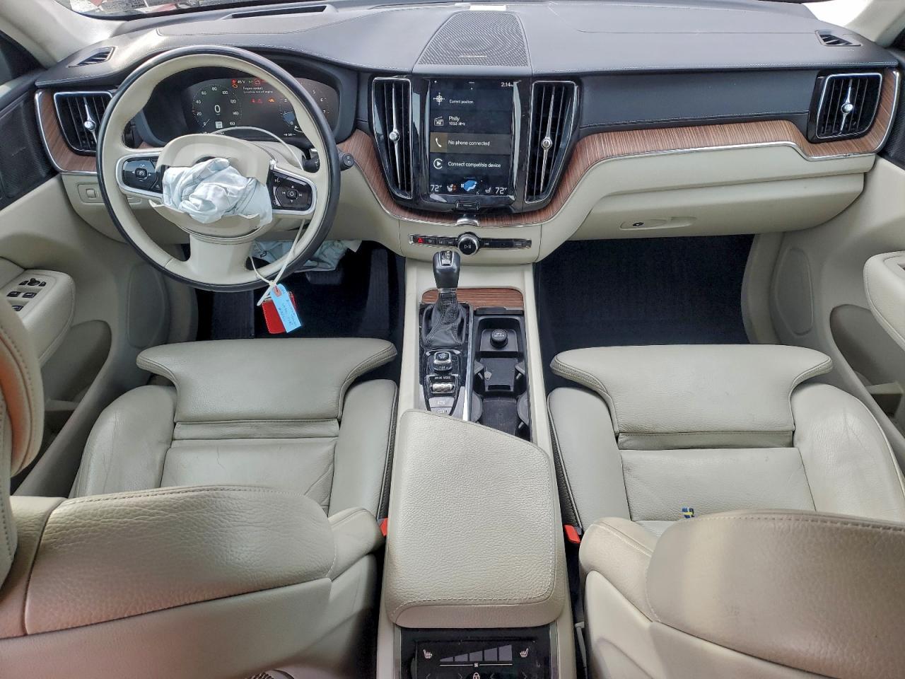 2019 VOLVO XC60 T5 INSCRIPTION photo 8
