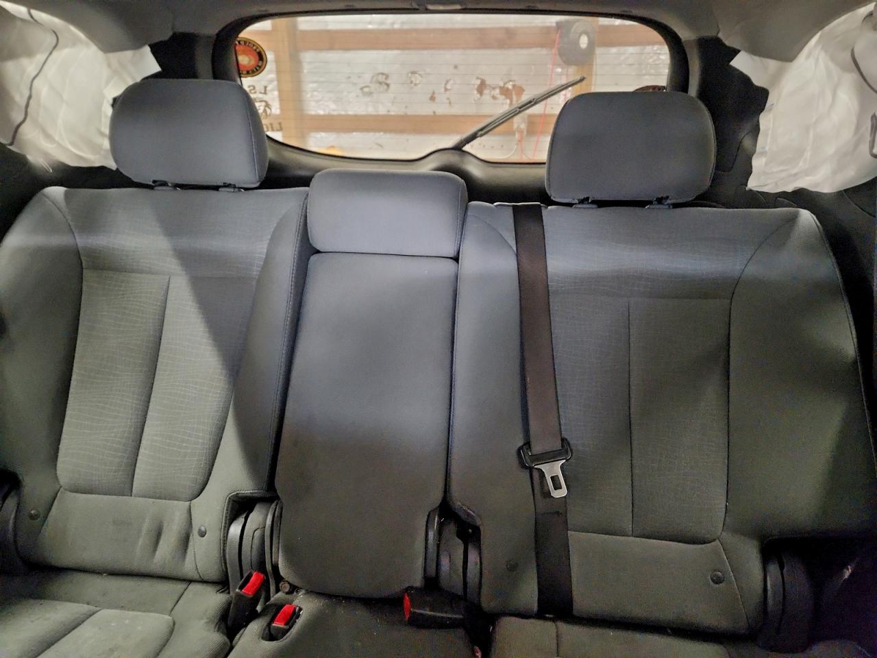 2012 HYUNDAI SANTA FE GLS photo 10