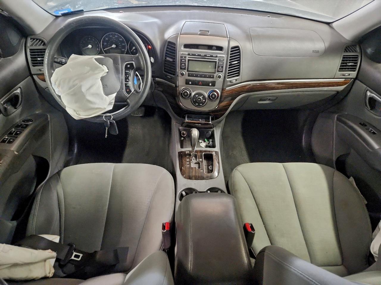 2012 HYUNDAI SANTA FE GLS photo 8