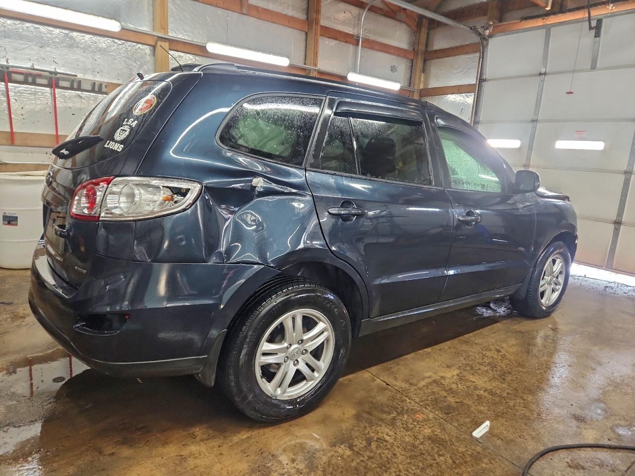 2012 HYUNDAI SANTA FE GLS photo 3