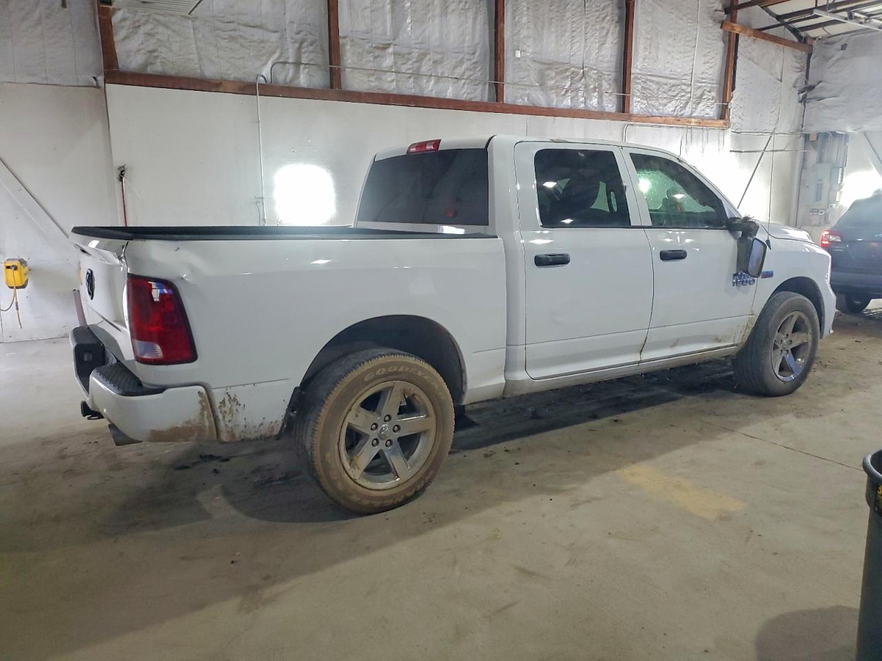 2017 RAM 1500 ST photo 3