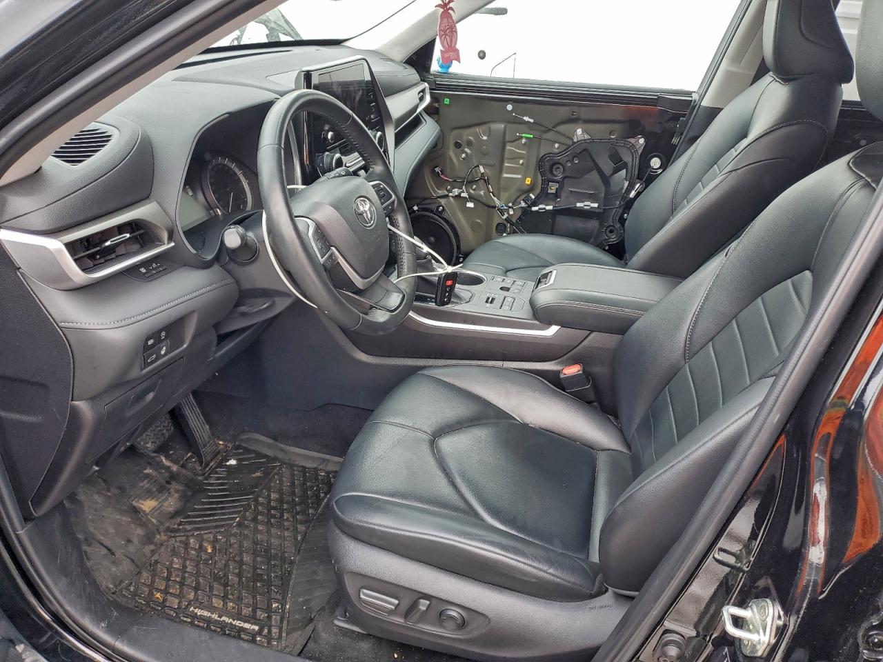 2023 TOYOTA HIGHLANDER L photo 7