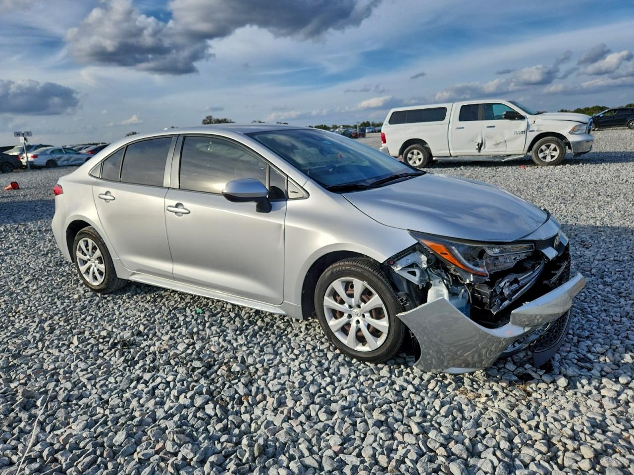 2021 TOYOTA COROLLA LE photo 7