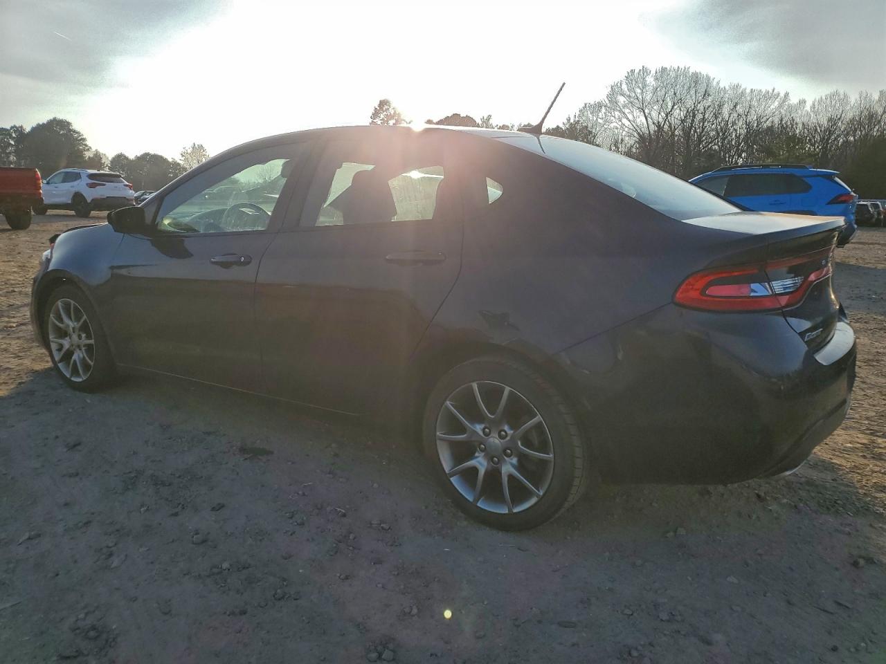 2015 DODGE DART SXT photo 2