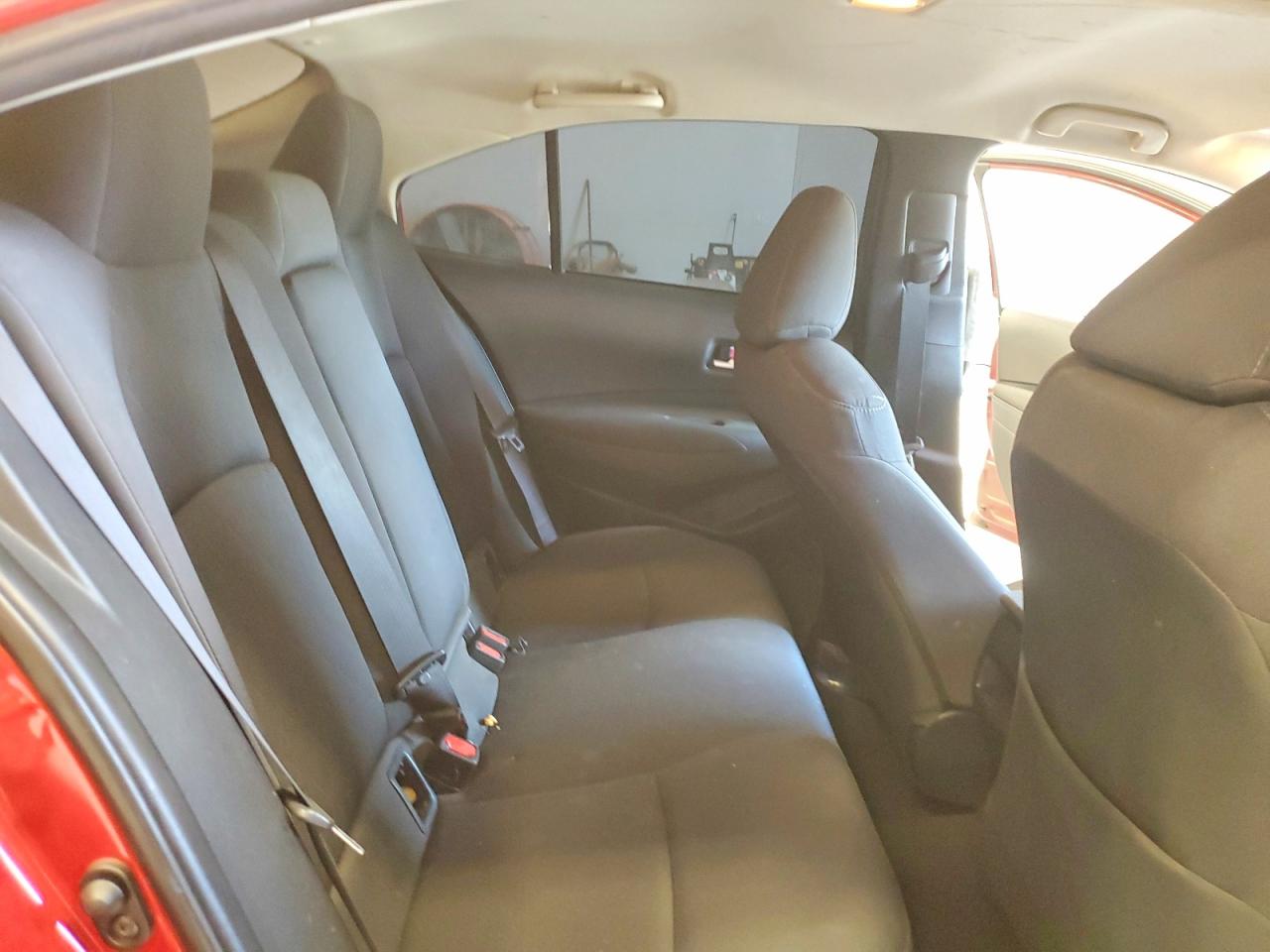 2020 TOYOTA COROLLA LE photo 10