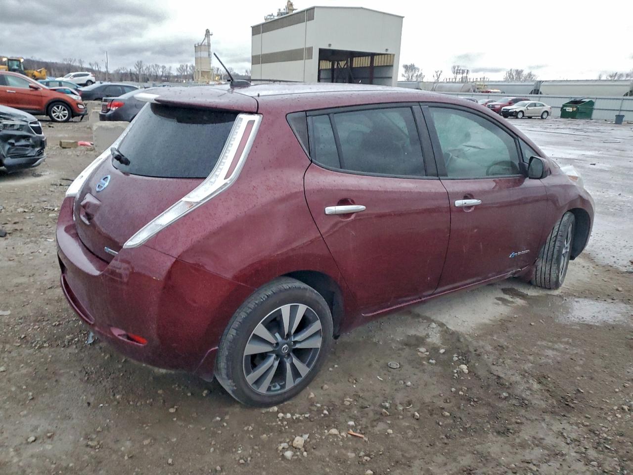 2017 NISSAN LEAF S photo 3
