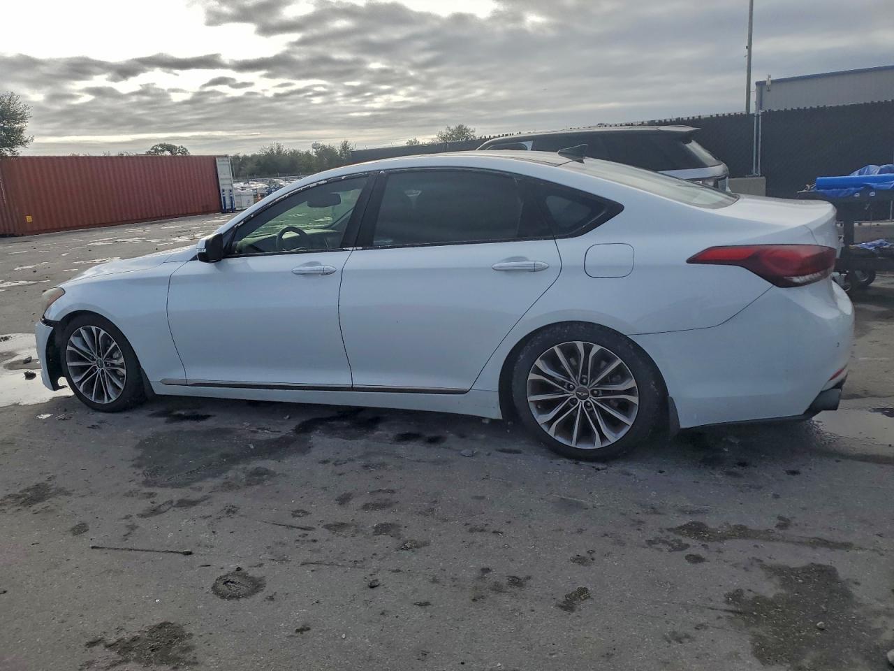 2015 HYUNDAI GENESIS 3.8L photo 2