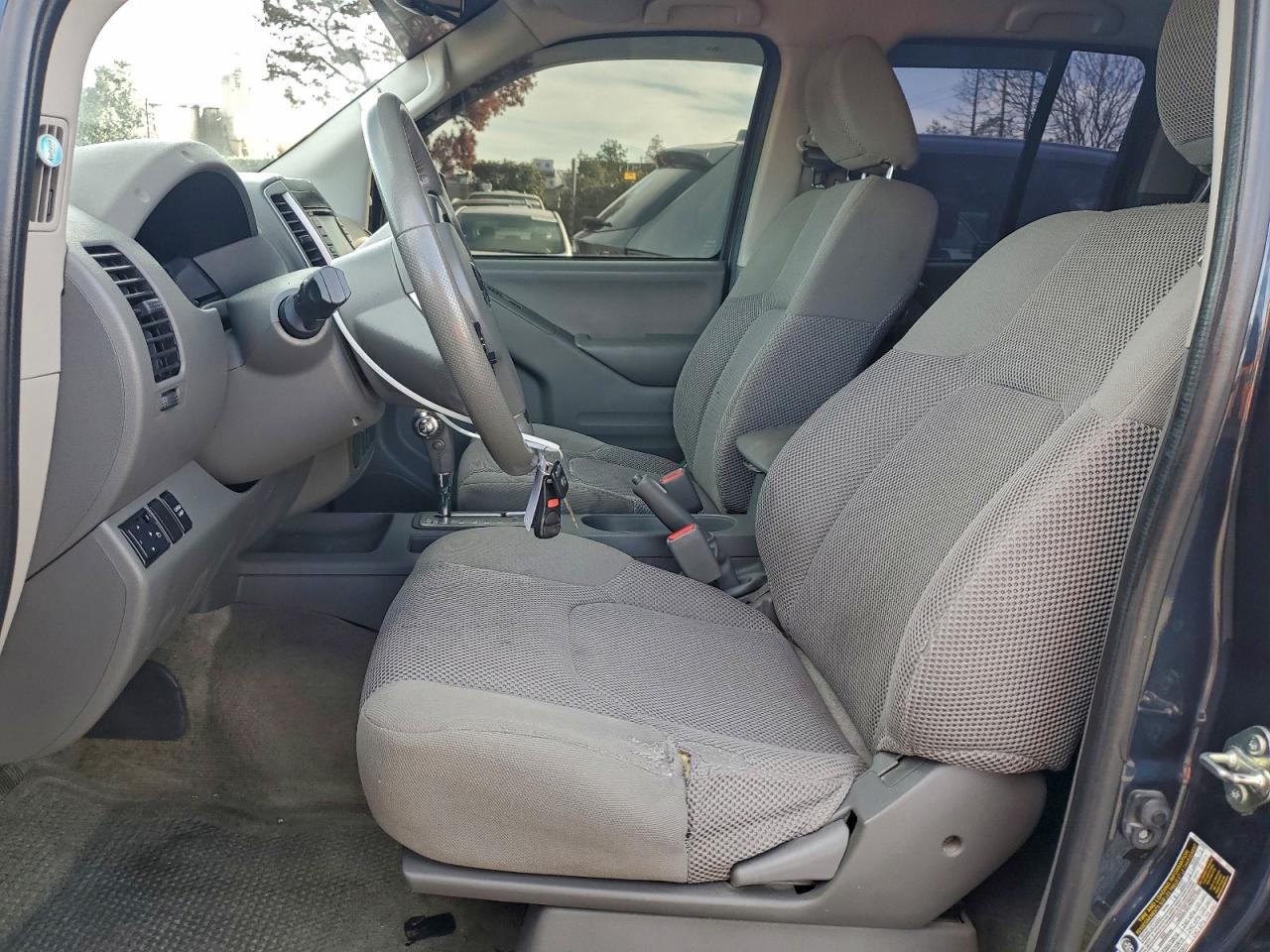 2017 NISSAN FRONTIER S photo 7