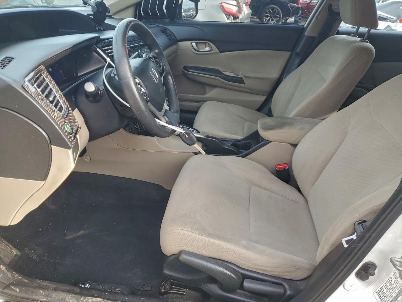 2013 HONDA CIVIC LX photo 7